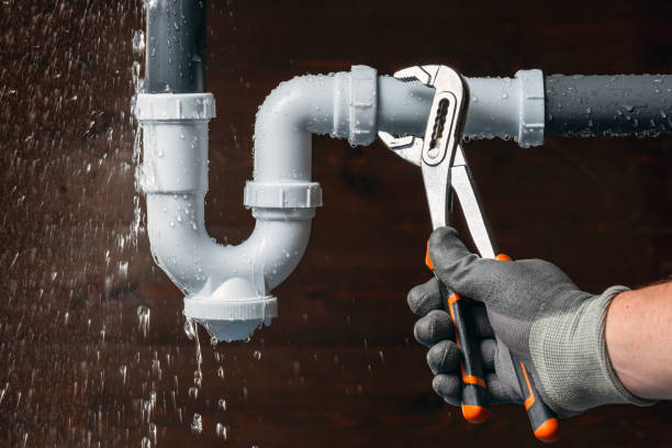 Professional Pipe Repair technician working in Alexis, NC